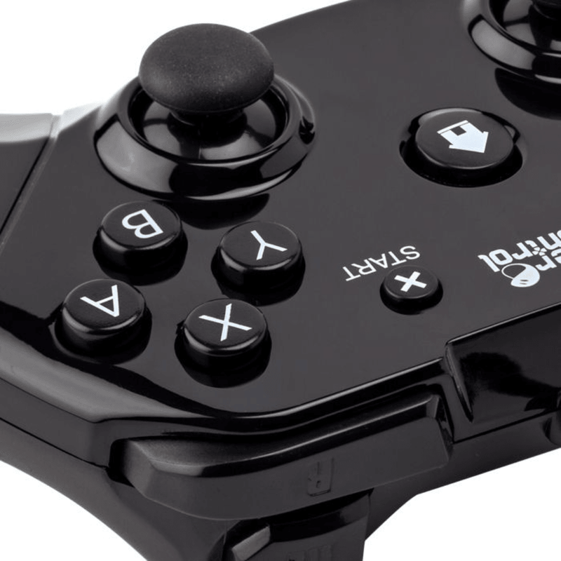 Under Control - Bedrade Xpert Controller - Voor de Wii en Wii U - Zwart